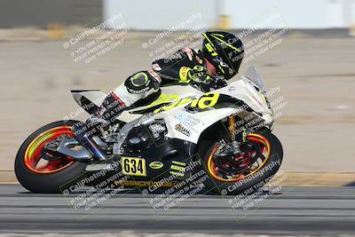 media/Nov-30-2025-TrackXperience (Sun) [[c0061d280f]]/1-Level 3/Session 3 (Turn 16)/